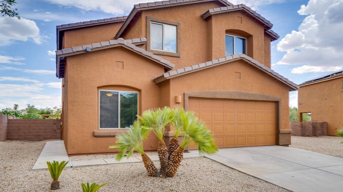 Casas Adobes House | Tucson Getaway: 7 Mi to Saguaro National Park!