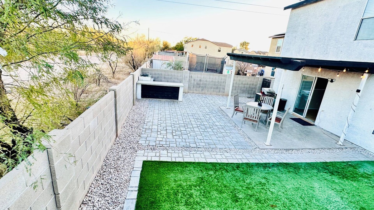 Tucson House | Tucson two story 4BR 2.5BA house close to airport & major attractions Sleeps 8