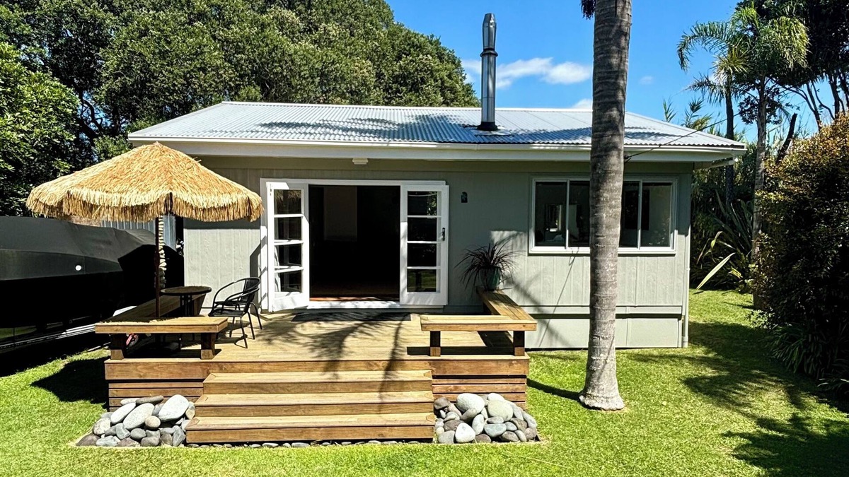 Tairua House | TUI PONGO Bach/Holiday House