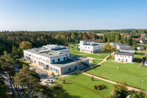 Trassenheide Hotel | TUI SUNEO Kinderresort Ihr entspannter Familienurlaub mit Abenteuerspielplatz & der längsten Wasserrutsche im deutschen Teil der Insel Usedom