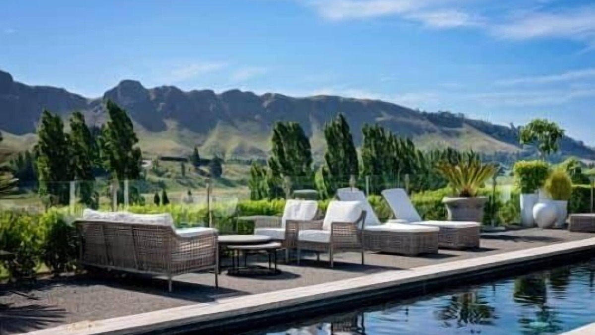 Tuki Tuki House | Tukituki Riverside Retreat