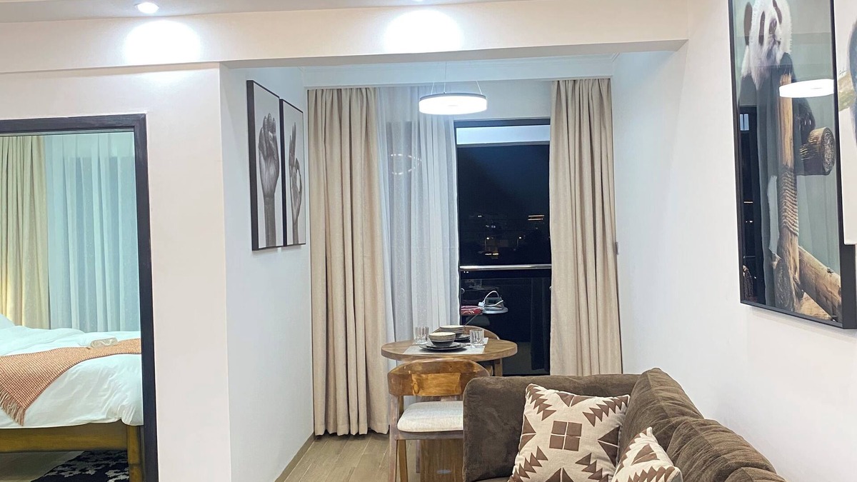 Westlands Bed & Breakfast | Tulia at Marina Bay: Stylish 1BD with Stunning Westlands Views