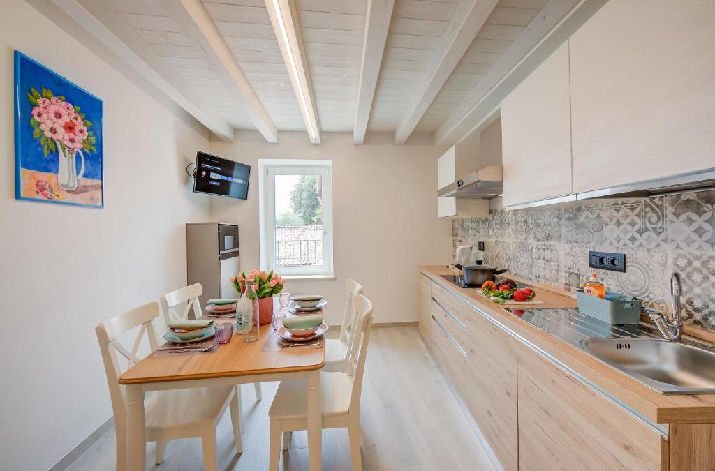 Salionze Apartment | Tulipano Apt - Palazzo Palermo 1817 - Happy Rentals