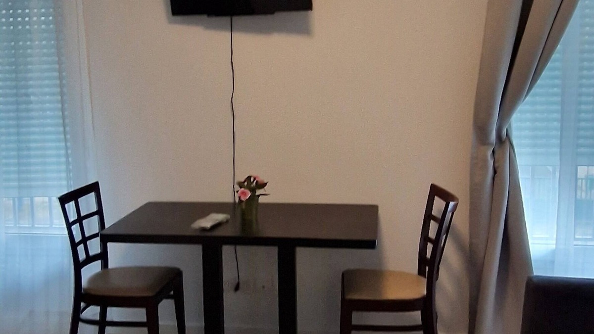 L'Economie Apartment | Tulipe 112