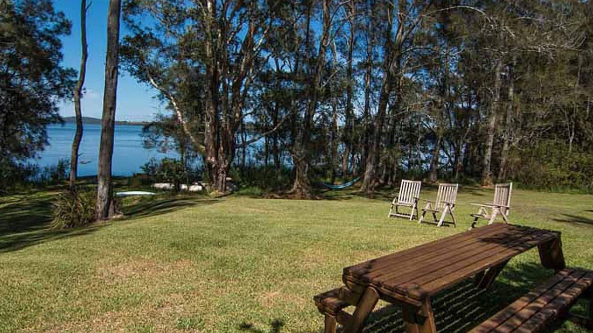 Bungwahl House | Tuppys on the Lake - Bungwahl