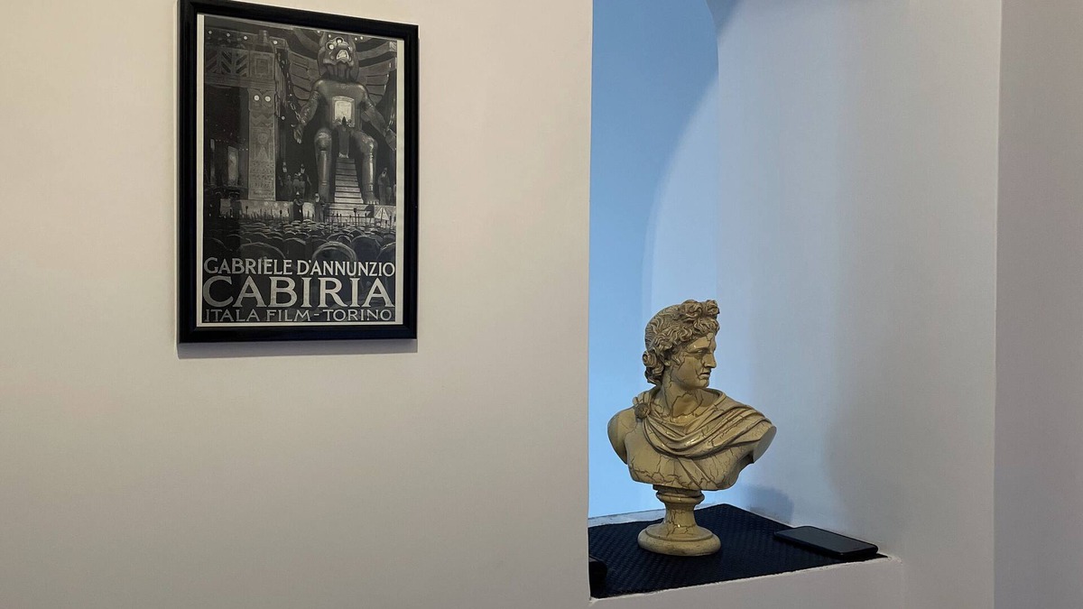 Vittoria Apartment | Turin Apartment