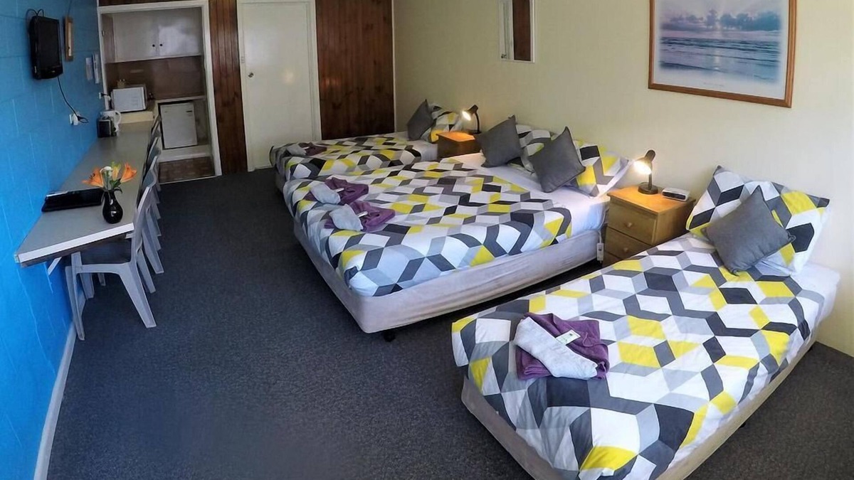 Warrnambool Hotel | Turn-in Motel