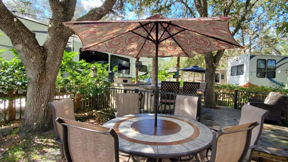 River Ranch Cottage | Turn Key Tiki Hut Glamping On-site RV Package! FREE Golf Cart! 182