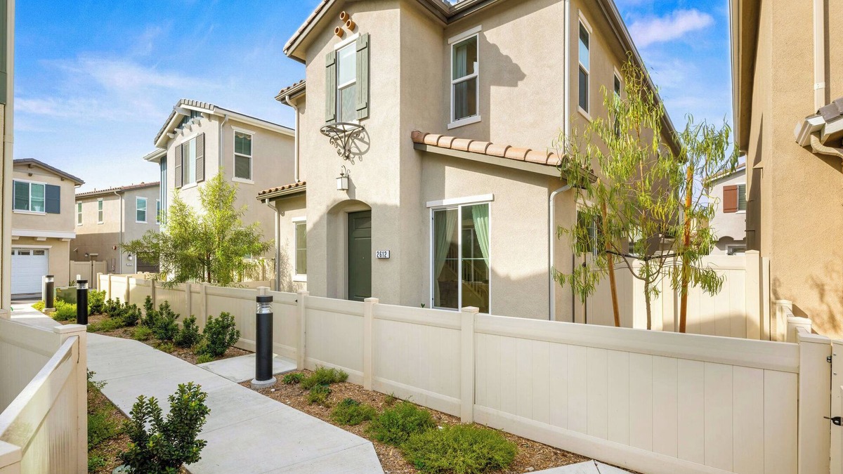 Spring Valley House | Turnkey Luxury in a Stunning New Build 3 Bedroom Home