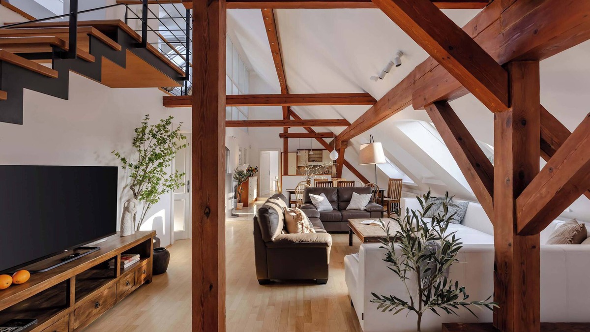 Stare Mesto Apartment | TurnKey | Old Town 5BR Loft Apartment