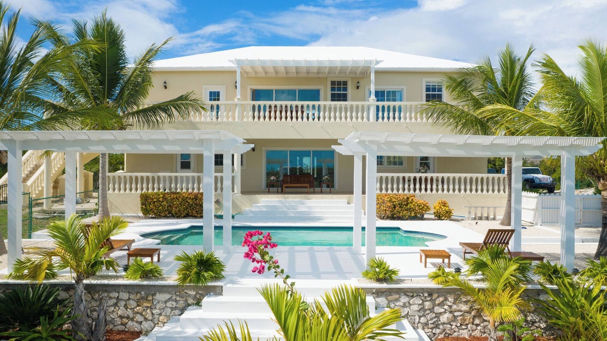 Juba Sound House | Turquoise Dream Villa where you will find real Peace & Tranquility
