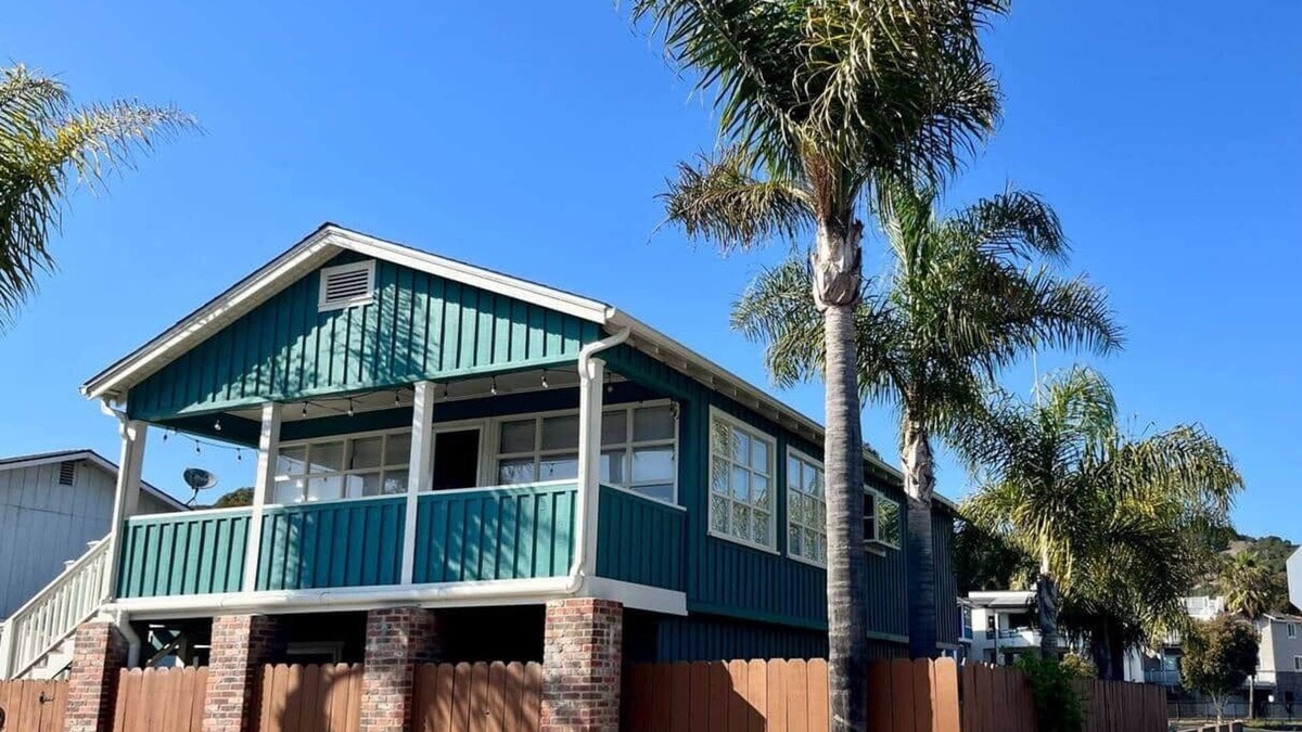 Avila Beach House | "Turquoise Tiki Avila Beach" 3 bd/2 bath, sleeps 8