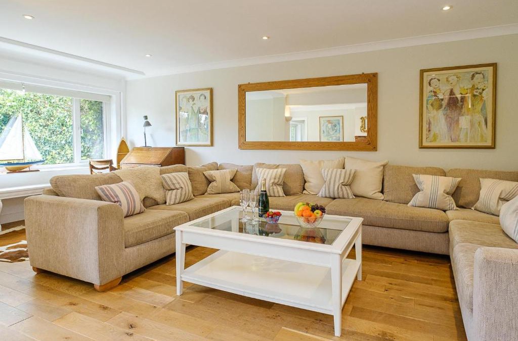 Thorpeness House | Turret House, Thorpeness - Close to the beach, Thorpeness Lake , Thorpeness Hotel, Golf and Country Club - Aldeburgh Coastal Cottages