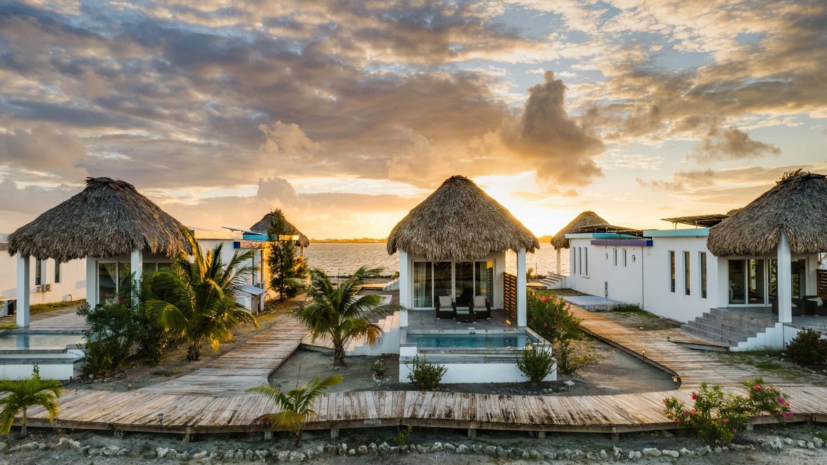 San Pedro Hotel | Turtle Island Resort