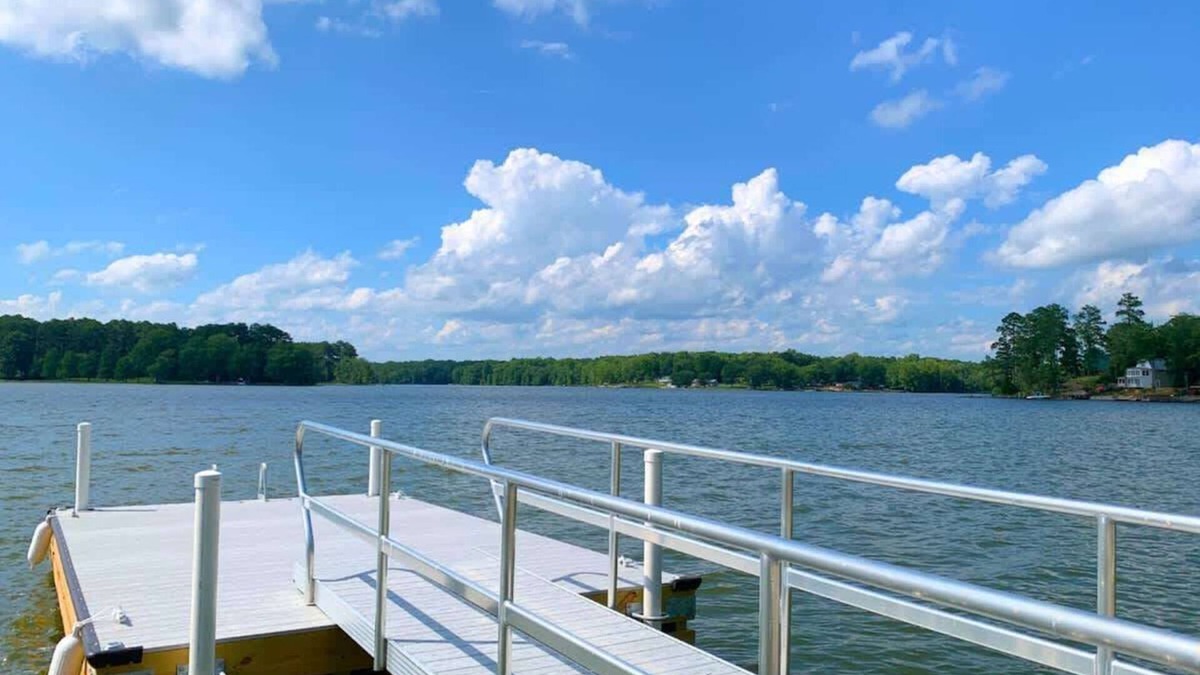 Saluda House | Turtle Town Bungalow on Lake Murray w/RV Parking