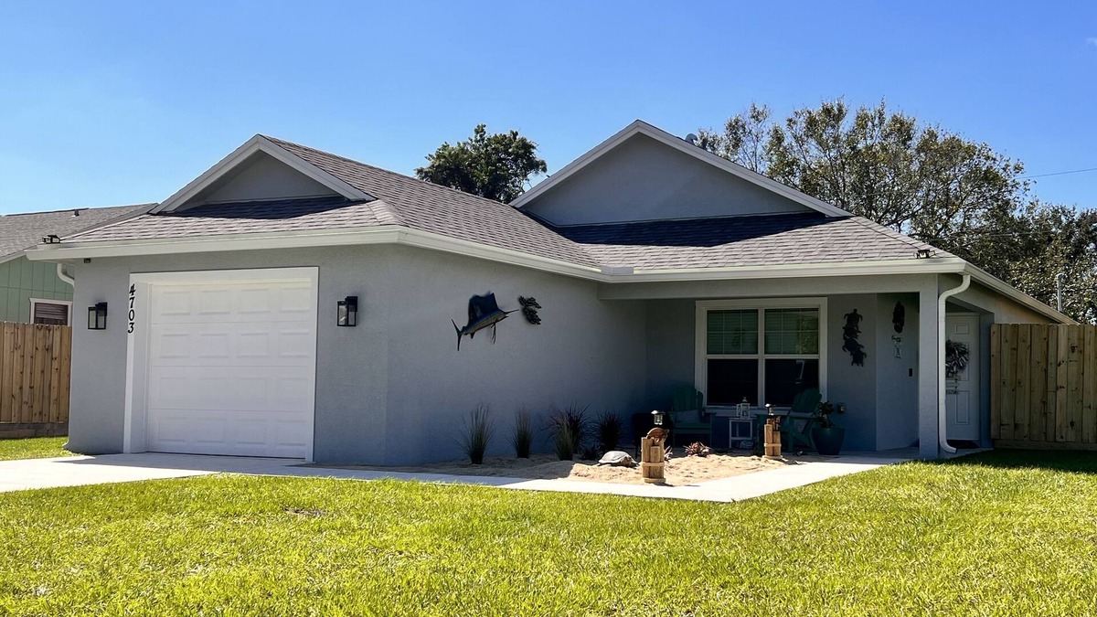 Fort Pierce Villa | Turtles Nest. A realaxing retreat. Beaches, Golf, Fishing, Waterfront Dining.