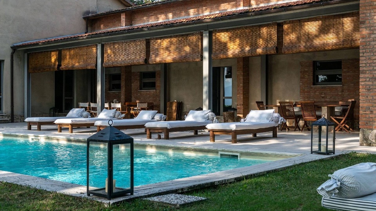 San Casciano dei Bagni Villa | Tus021 - House with views over the valley, Tuscany