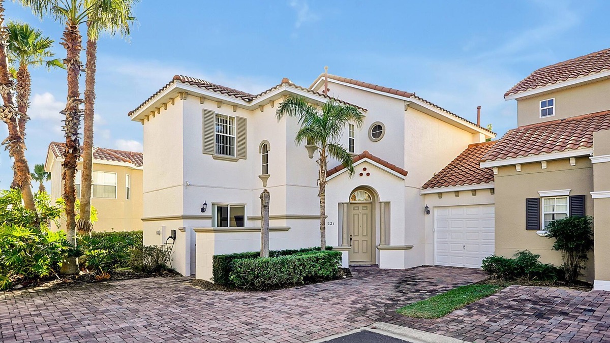 Tuscan Hills House | Tuscan Hills Home: Private Pool, Game Room& Near Disney