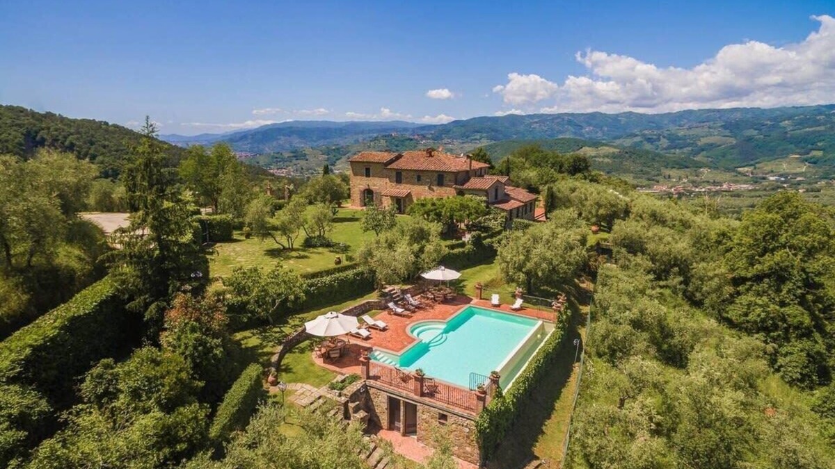 Monsummano Terme Villa | Tuscany villa with pool