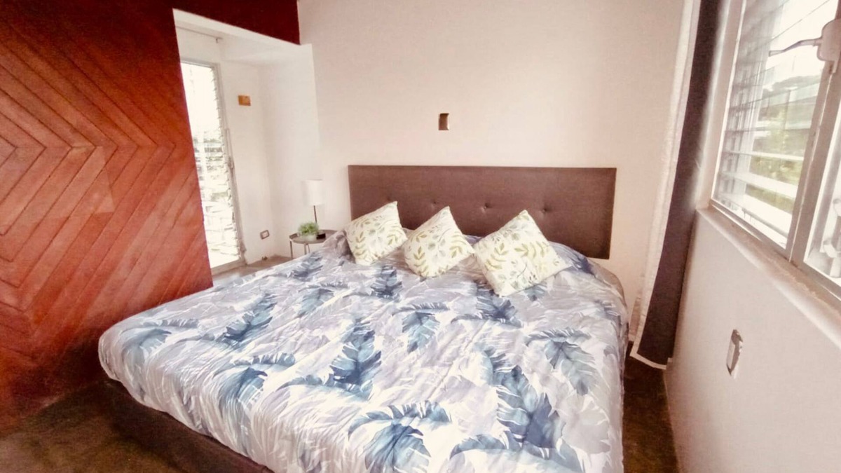 Tuxpan House | Tuxpan A/A 4BE-2.5BA-2 parking
