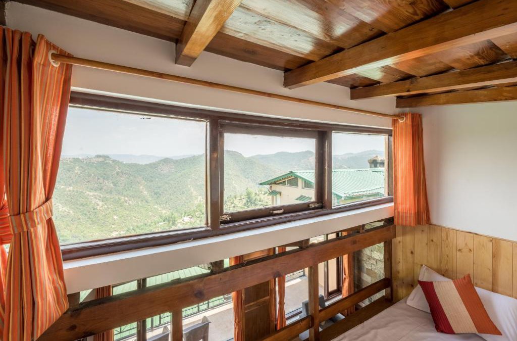 Kasiyalekh Apartment | Twilight Ridge, Studio overlooking the hills w wifi by Roamhome