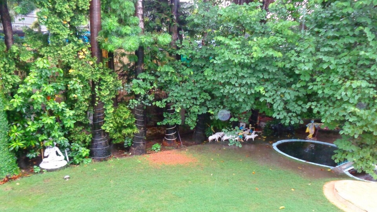 Rishikesh House | Twin Bed Room Near Muni Ki Reti