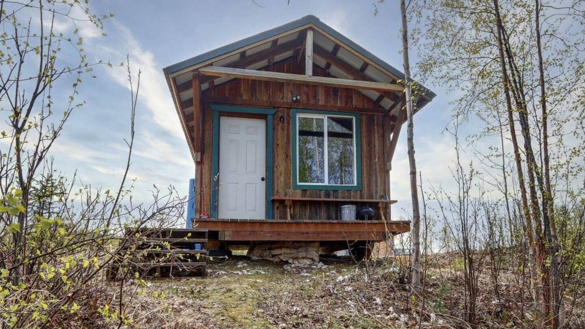 Houston House | Twin Lakes Couples Dry Cabin