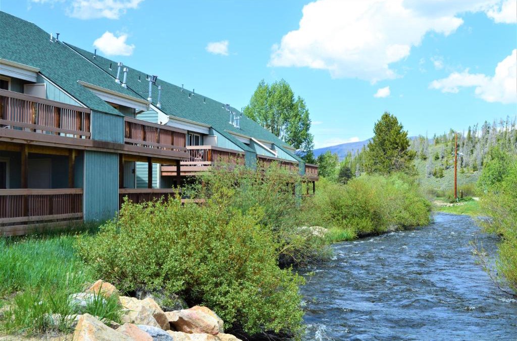 Fraser Hotel | Twin Rivers By Alderwood Colorado Management