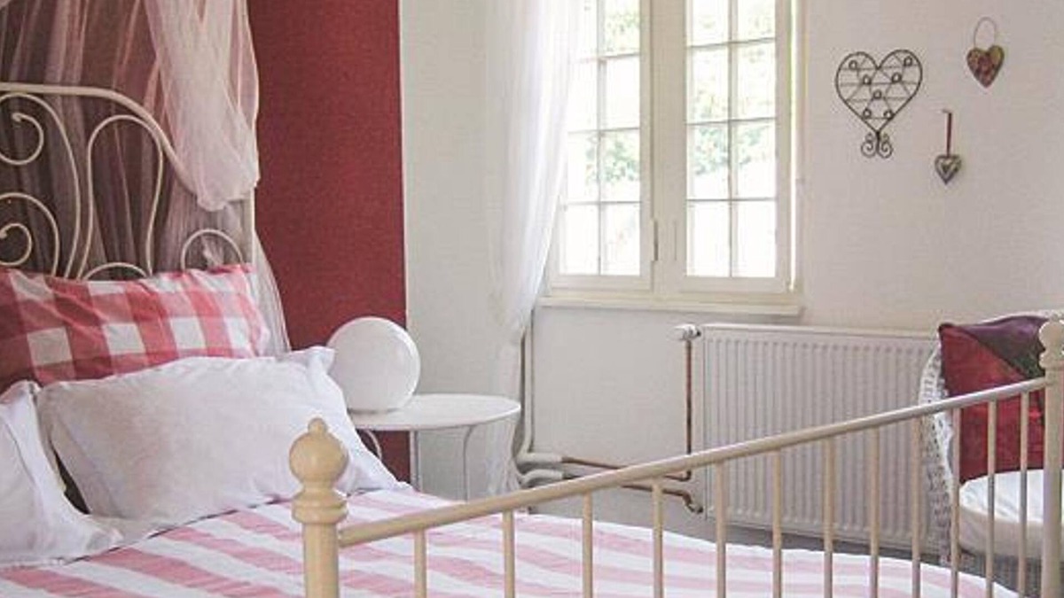 Monschau Cottage | Twin Room "Manhattan" - B & B The Little Globetrotter