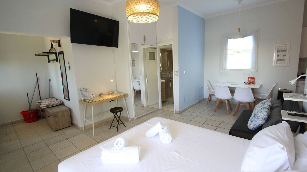 Agia Marina Apartment | Twins House by Frangki