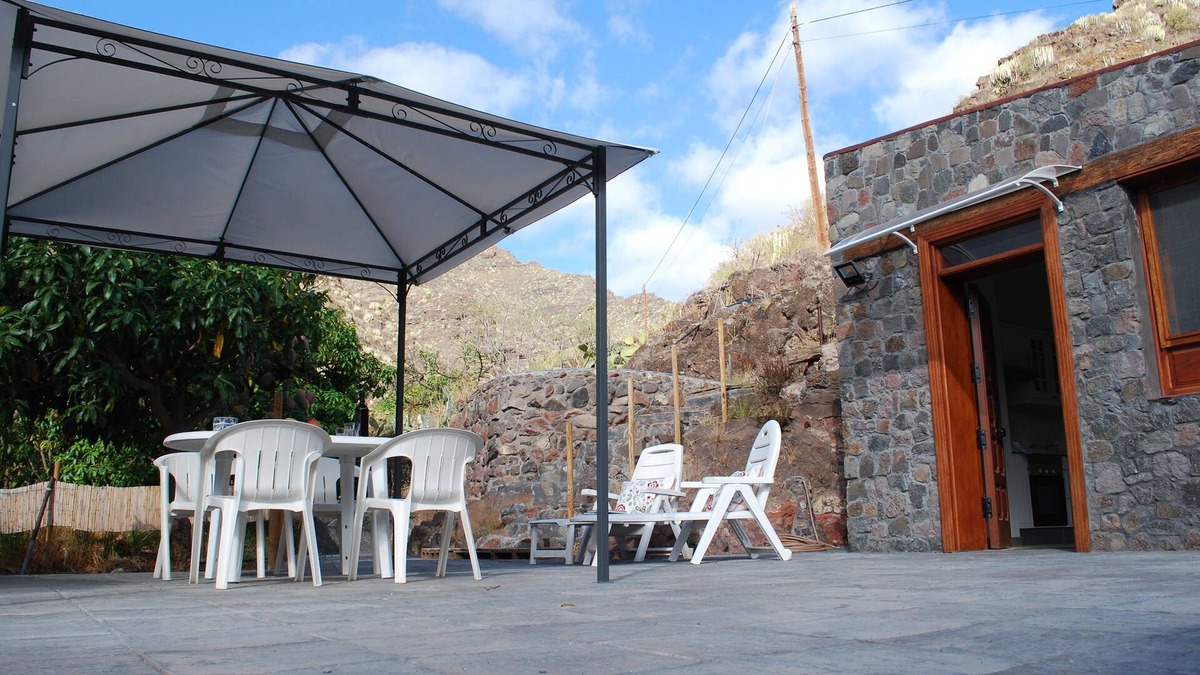 Santa Cruz de Tenerife Cottage | TWO BARRANCOS (3). - 1 double bedroom, living room-kitchen, sofa-bed, bathroom. Swimming pool