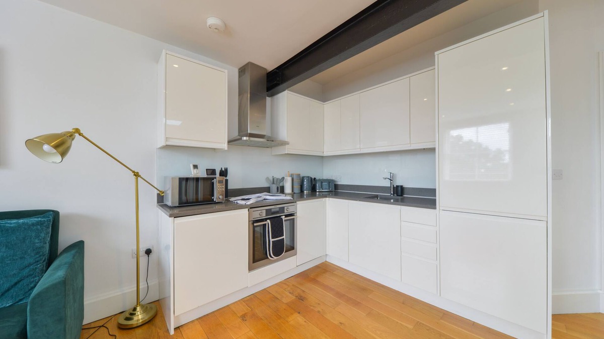 St Albans Apartment | Two Bed Flat St Albans City Centre Free Parking