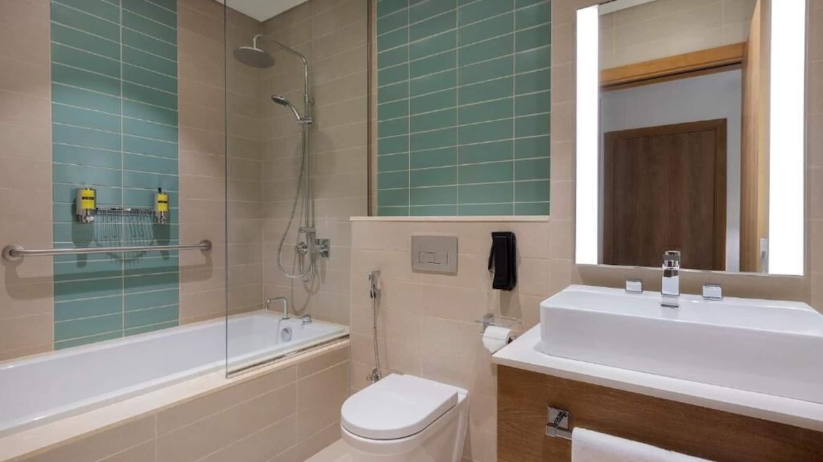 Garhoud House | Two Bedroom Apartment DXB Airport