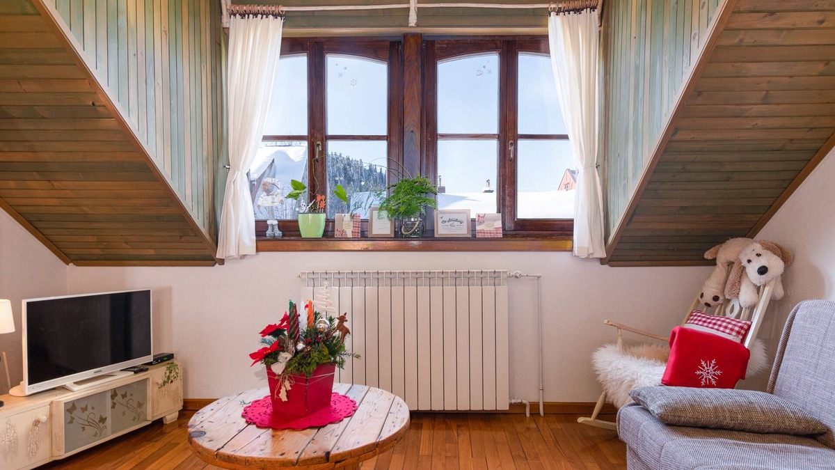 Delnice Apartment | Two bedroom apartment with terrace Delnice, Gorski kotar (A-20297-a)