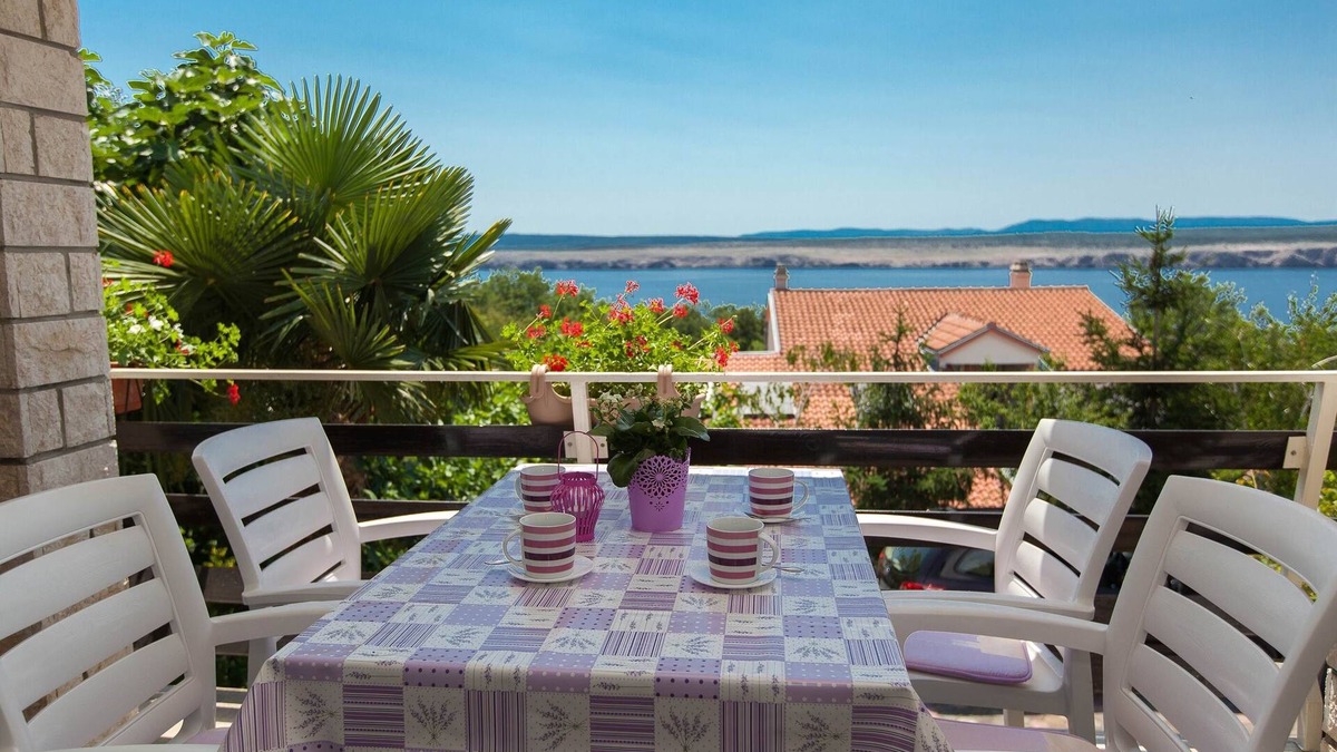 Jadranovo Apartment | Two bedroom apartment with terrace and sea view Jadranovo, Crikvenica (A-2377-a)