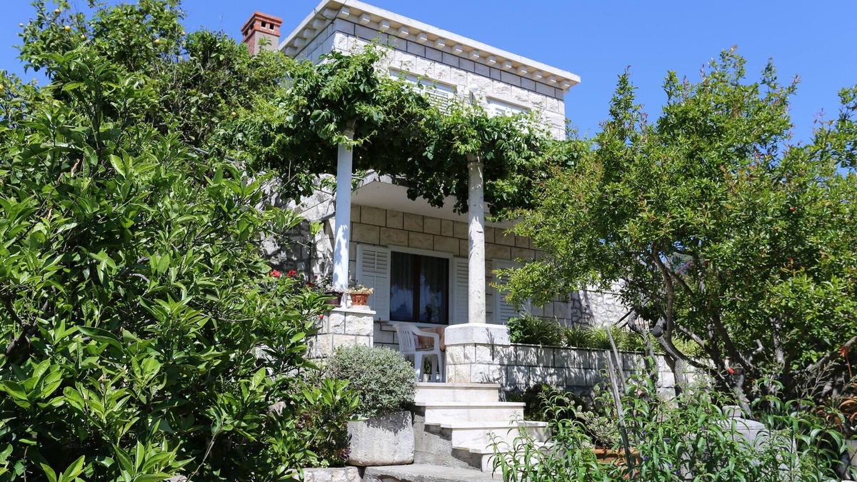 Lumbarda Apartment | Two bedroom apartment with terrace Lumbarda, Korčula (A-4473-a)