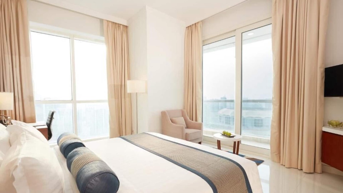 Dubai Sports City Apartment | Two Bedroom Apartment In Sports City By Luxury Bookings