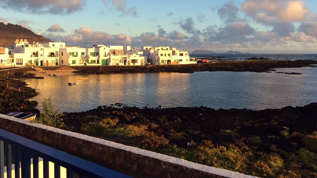 Orzola Apartment | Two bedroom apartment in Orzola on the sea front with terrace