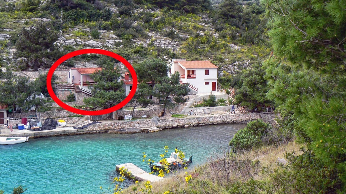 Island Dugi Otok Apartment | Two bedroom apartment near beach Cove Dumboka, Dugi otok (A-395-a)