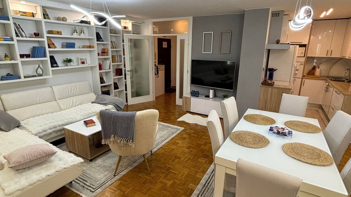 Zagreb Apartment | Two bedroom apartment with air-conditioning Zagreb (A-23782-a)