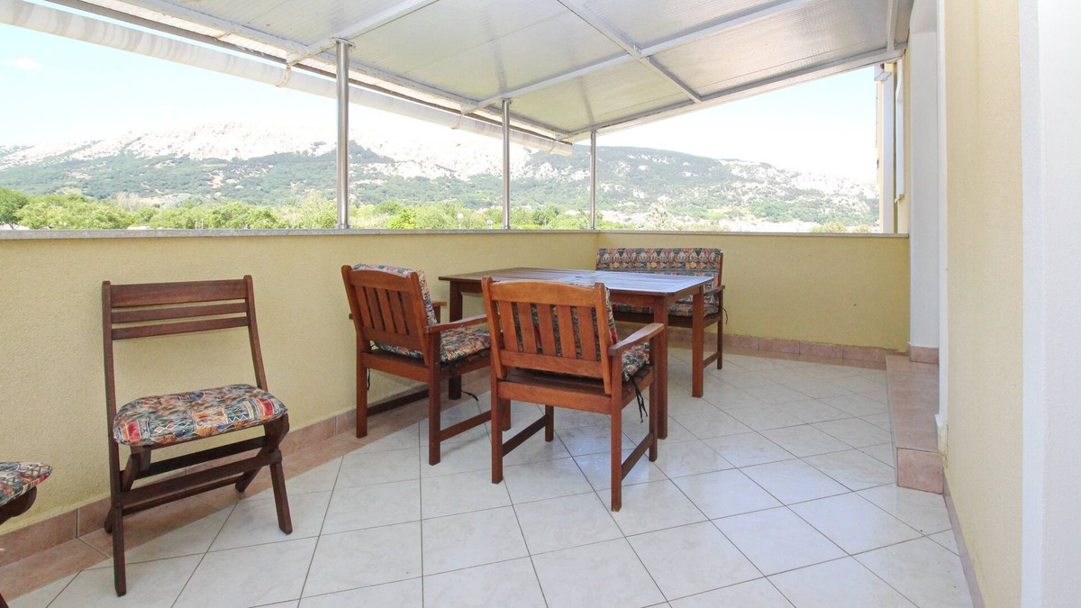 Baska Apartment | Two bedroom apartment with terrace and sea view Baška, Krk (A-18807-b)