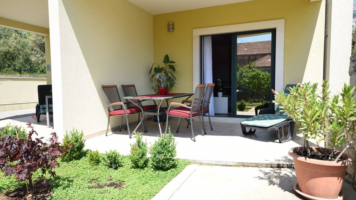Orebic Apartment | Two bedroom apartment with terrace Orebić, Pelješac (A-10097-b)