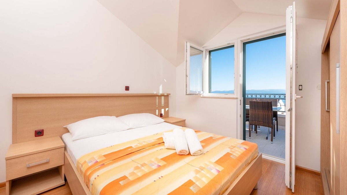 Tucepi Apartment | Two bedroom apartment with balcony and sea view Tučepi, Makarska (A-3193-b)