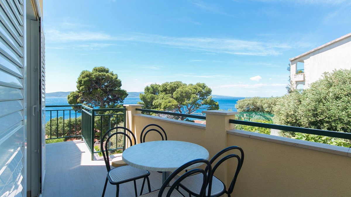 Brela Apartment | Two bedroom apartment with balcony and sea view Brela, Makarska (A-2717-c)