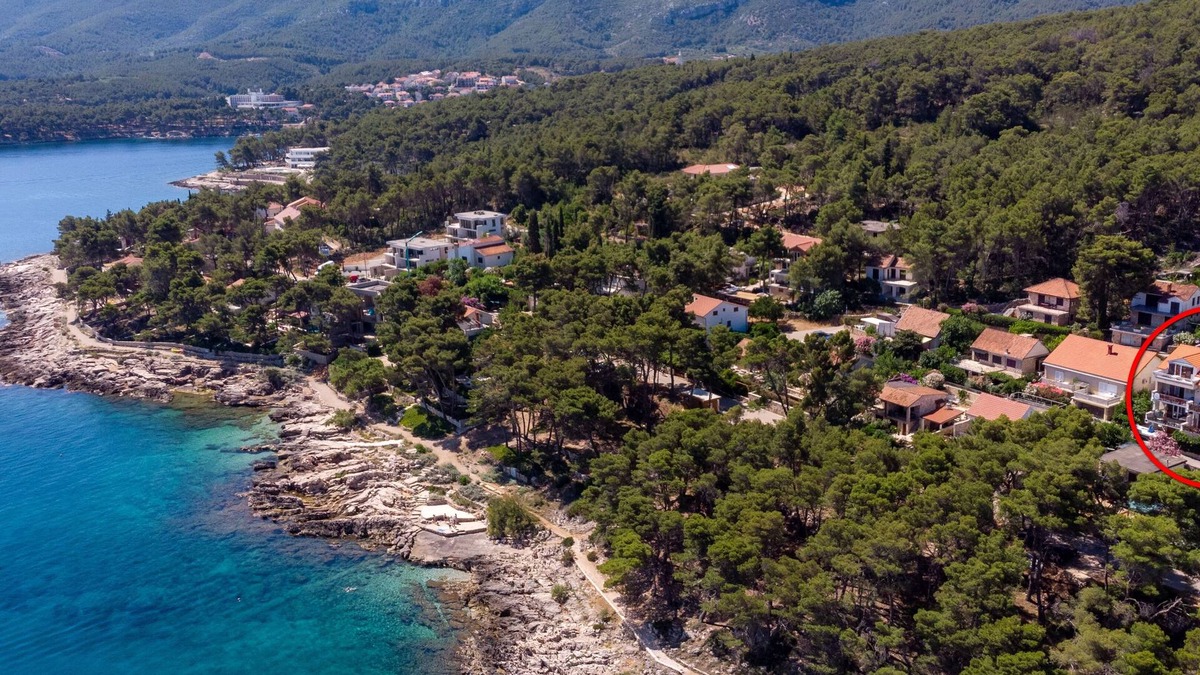 Island Hvar Apartment | Two bedroom apartment with terrace Jelsa, Hvar (A-4017-c)