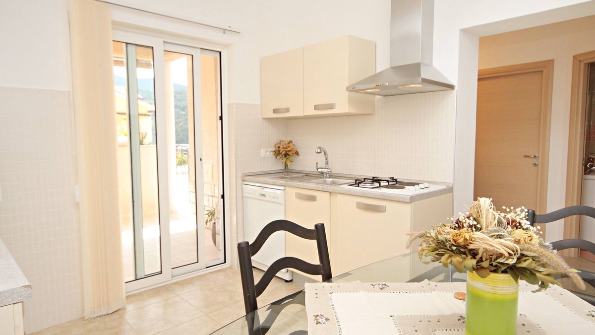 Duga Luka Apartment | Two bedroom apartment with terrace Duga Luka (Prtlog), Labin (A-5528-c)