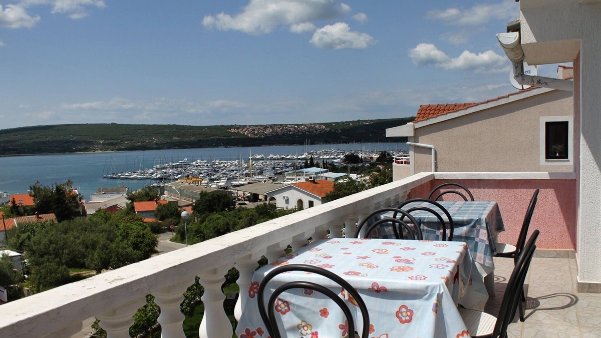 Punat Apartment | Two bedroom apartment with terrace and sea view Punat, Krk (A-5343-a)