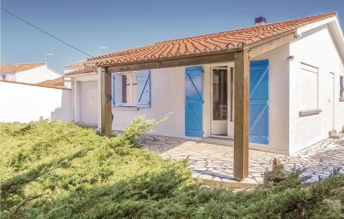 La Tranche-sur-Mer House | Two-Bedroom Holiday Home In La Tranche-Sur-Mer