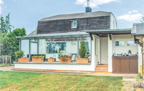 Koenigs Wusterhausen House | Two-Bedroom Holiday Home In Neue Muhle