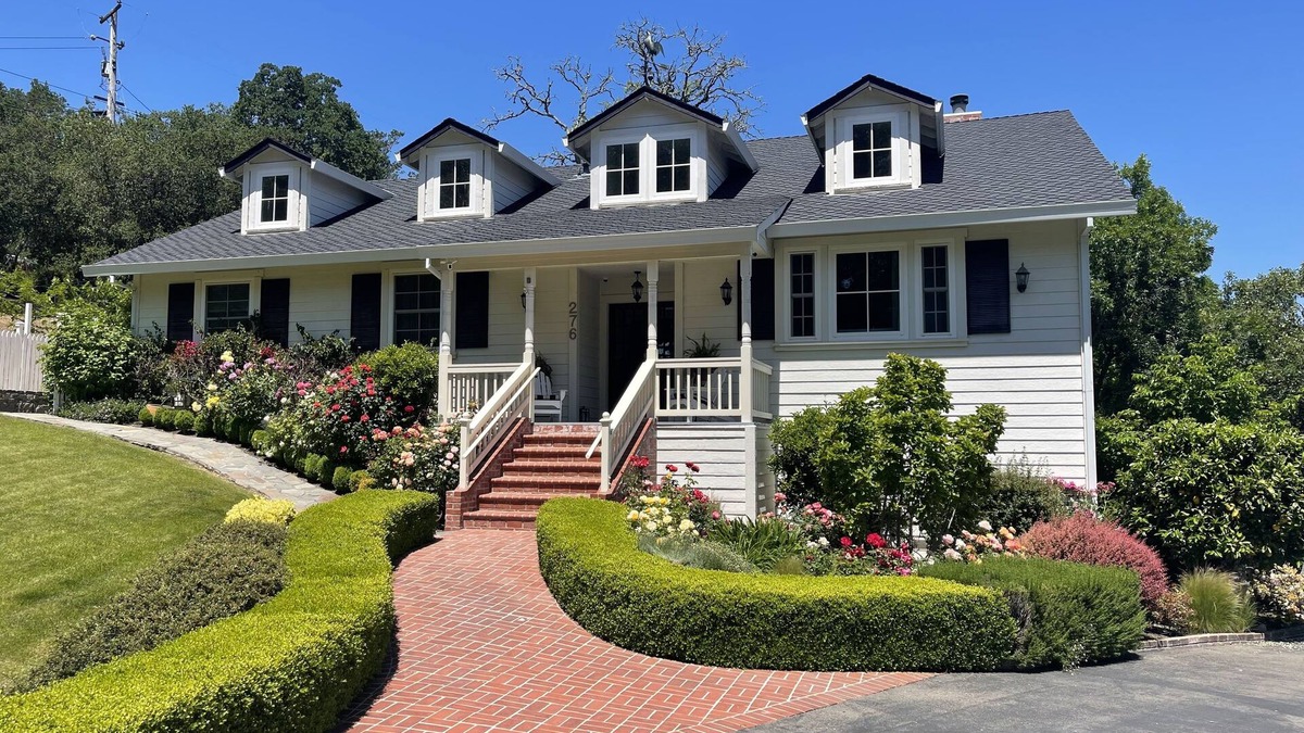 Healdsburg House | Two Bedroom Home just 1.5 miles from Healdsburg Plaza